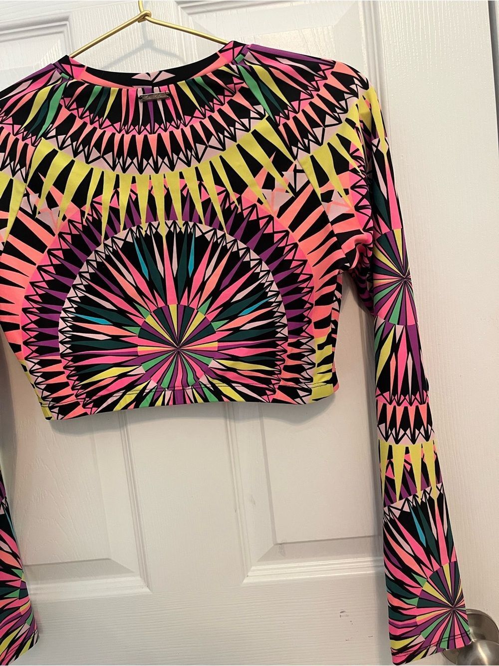 Mara Hoffman Swim Neon Geometric Long Sleeve Crop Rash Guard Top M - Picture 16 of 16